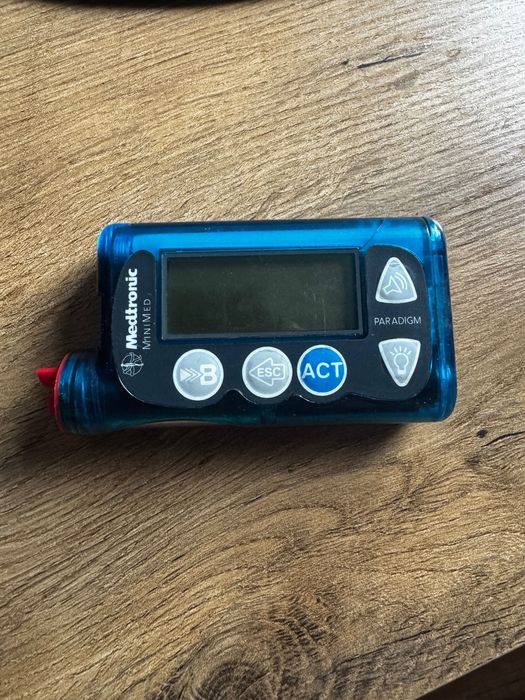 Pompa insulinowa Medtronic 715