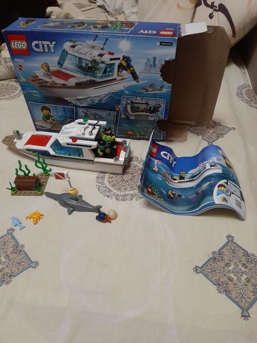 Lego CITY яхта для дайвинга 60221