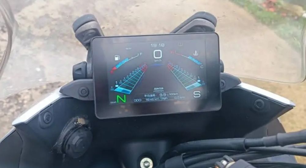 Zontes 350X – 2023 | 11.000 km | Excelente Mecânica