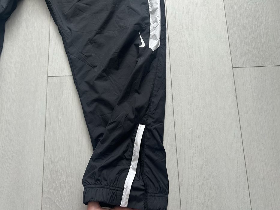 Штани Nike Tech SB Shield Trck Pnt Swoosh