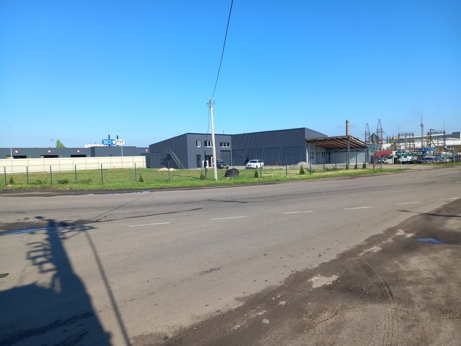 Оренда , продаж, парко місця,  площадки . Від 10м.