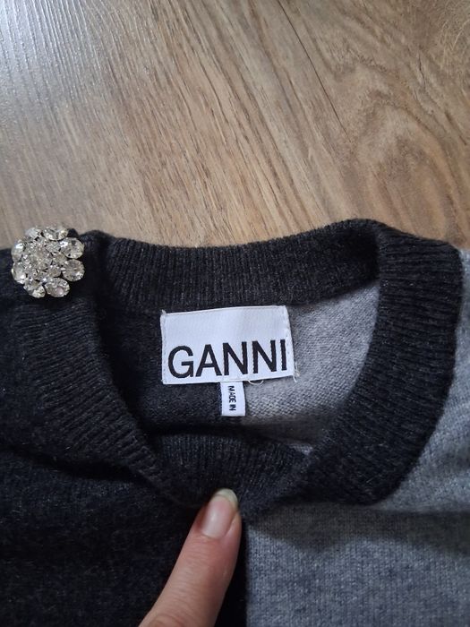 Ganni sweterek damski