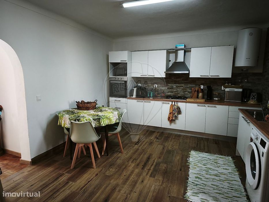 Moradia T4 para venda