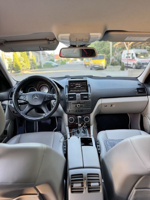 Mercedes-Benz w204