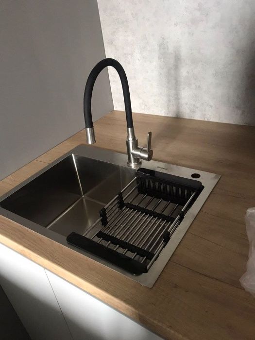 Кухонная мойка  HANDMADE VALESO 580-4303мм