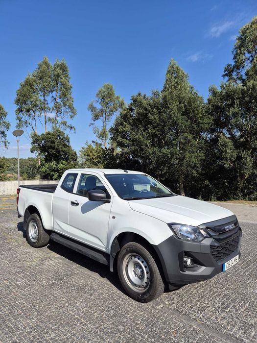 Isuzo D-Max NOVA