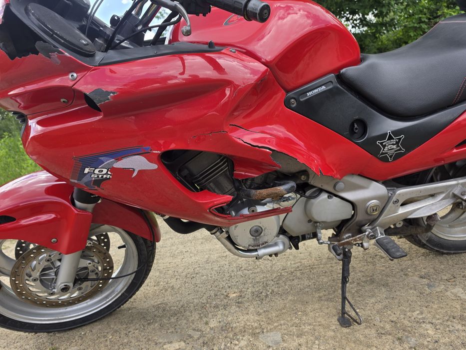 Honda NT 650 Deauville