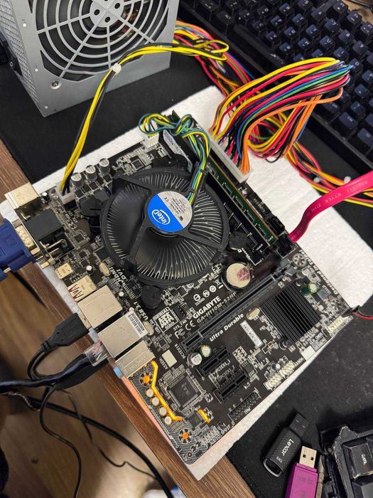 Комплект 1151 Gigabyte GA-H110M-S2HP/Celeron G3900/охолодження