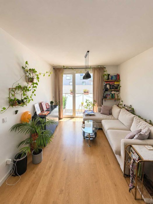 Klimatyczne 42m² na Nowych Żernikach - idealne dla kociar i psiarzy + garaż + piwnica + balkon