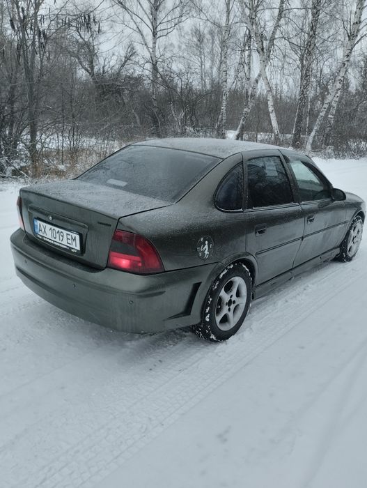 OPEL Vectra B. 1.6 Газ/Бензин