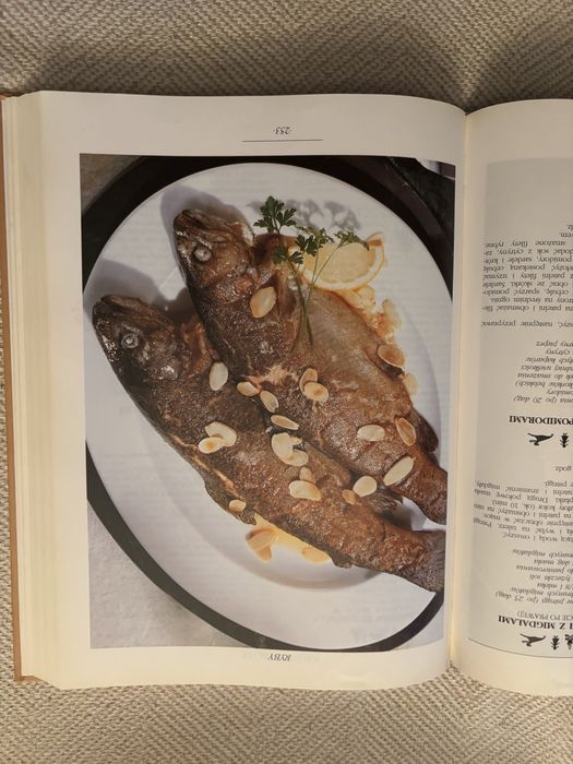 KUCHNIA POLSKA Świat Książki Poznań