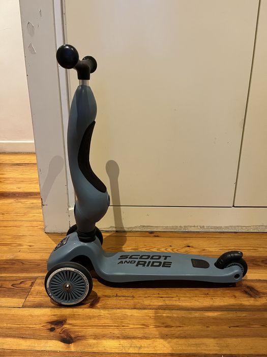 Scoot and ride - trotinete e triciclo
