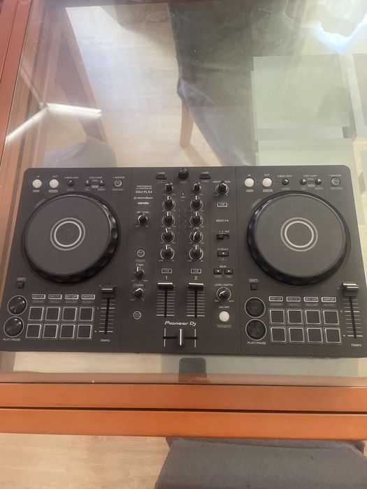 DDJ FLX4 - Mesa de Mistura