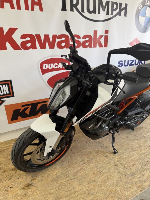 KTM Duke 125, kat. B
