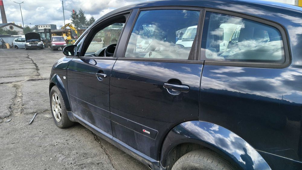 Audi A2 1.4 5F5F, Drzwi tylne lewe prawe, Części FV Transport/Dostawa