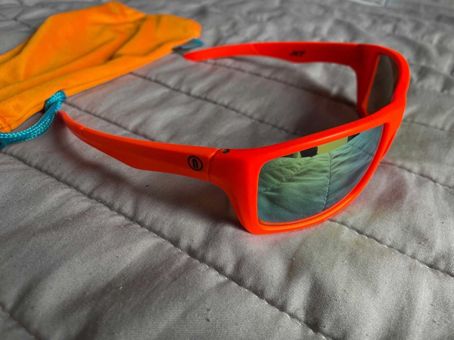 okulary przeciwsłoneczne Neon Jet
