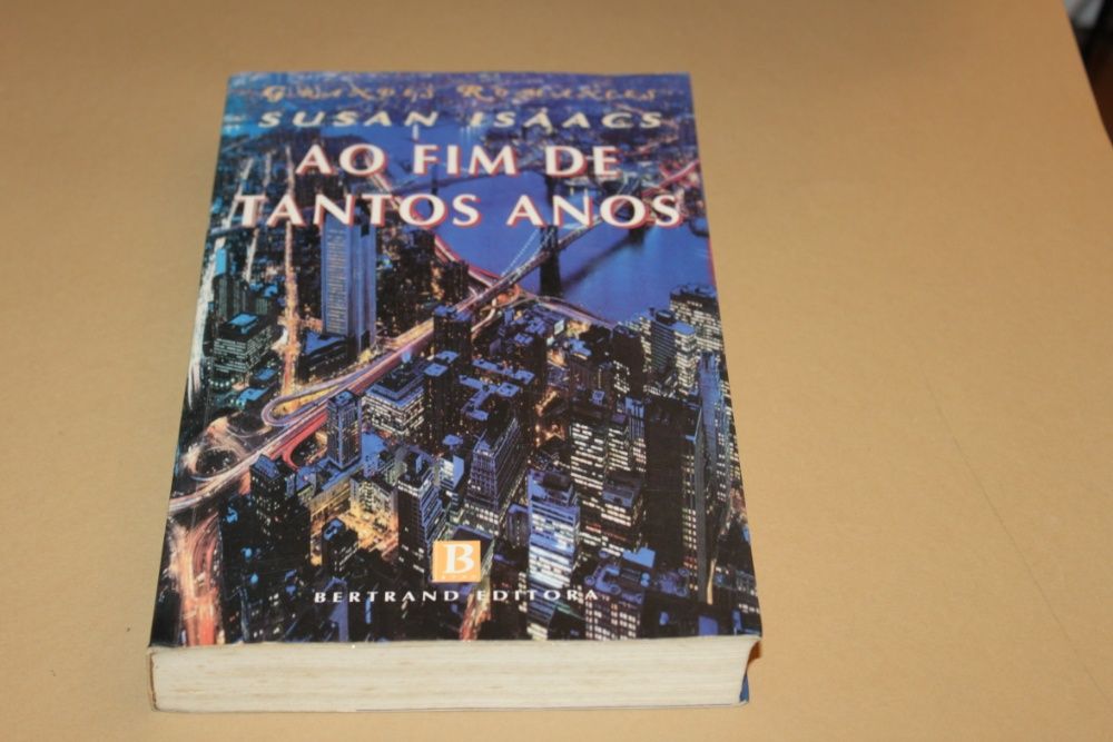 Ao Fim de Tantos Anos// Susan Isaacs