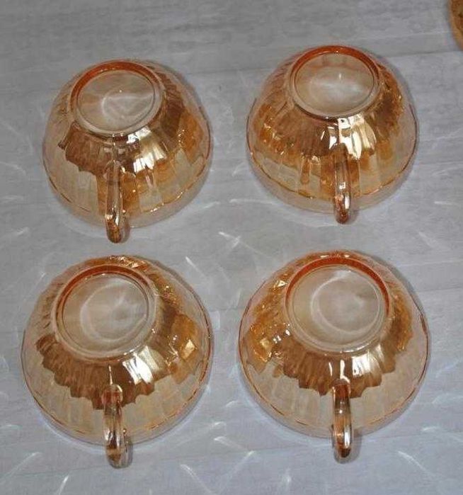 Stare zabytkowe filiżanki. Carnival glass, iryzowane, art-deco