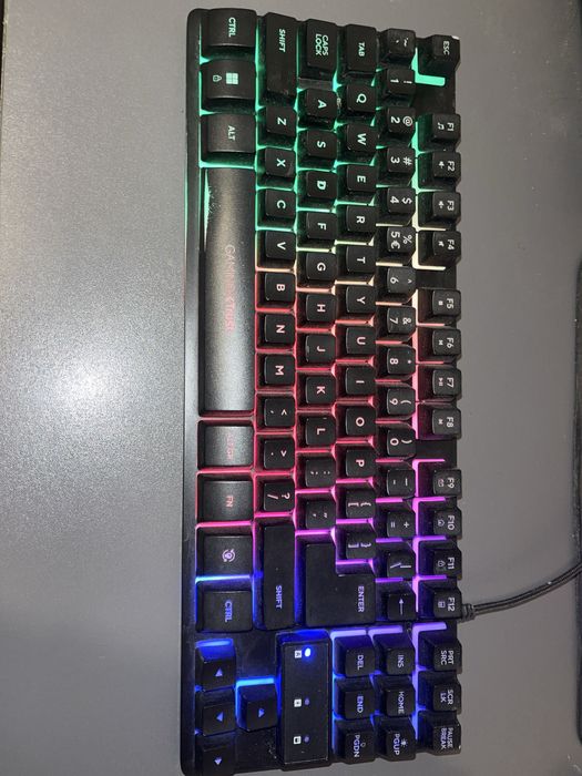 Klawiatura gamingowa Trust GXT 838 Azor RGB (sprawna)