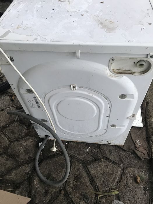 Стіральна машина Indezit. Працююча