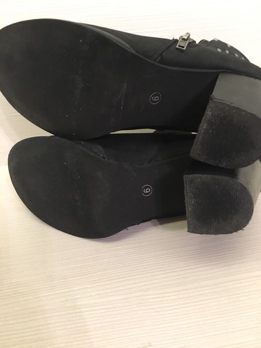 Buty damskie 40 Claudia Ghizzani