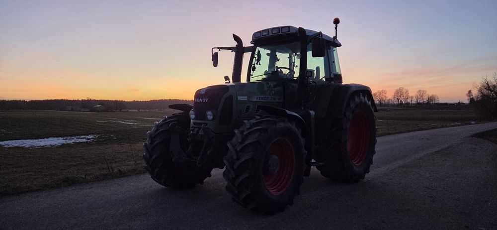 Ciągnik rolniczy Fendt 716 vario tms com3
