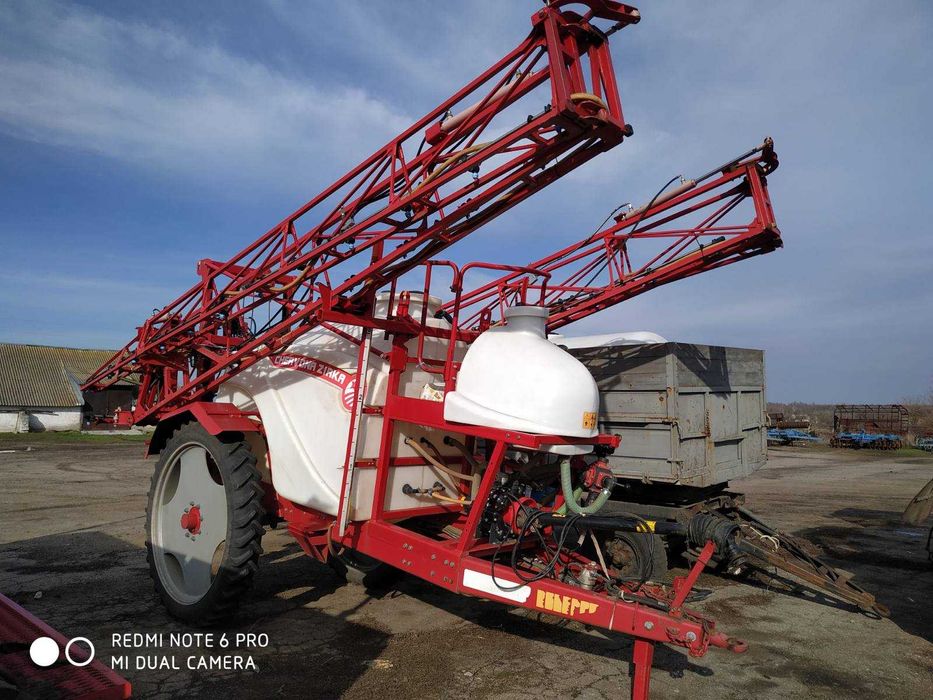 Ремонт пластикових баків, оприскувачів, бензобаків, кришка сівалки