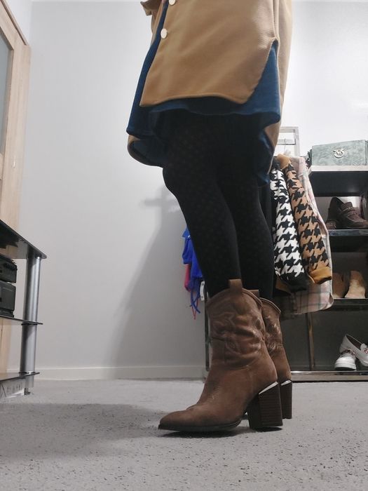 Zamszowe kowbojki na obcasie 36, 37, 38, 39, 40, 41