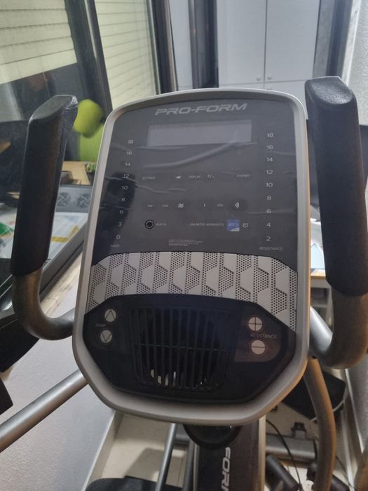Pro-Form Elliptical428326713002577921