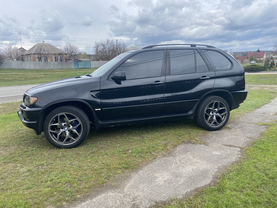 Продам BMW X5 e53