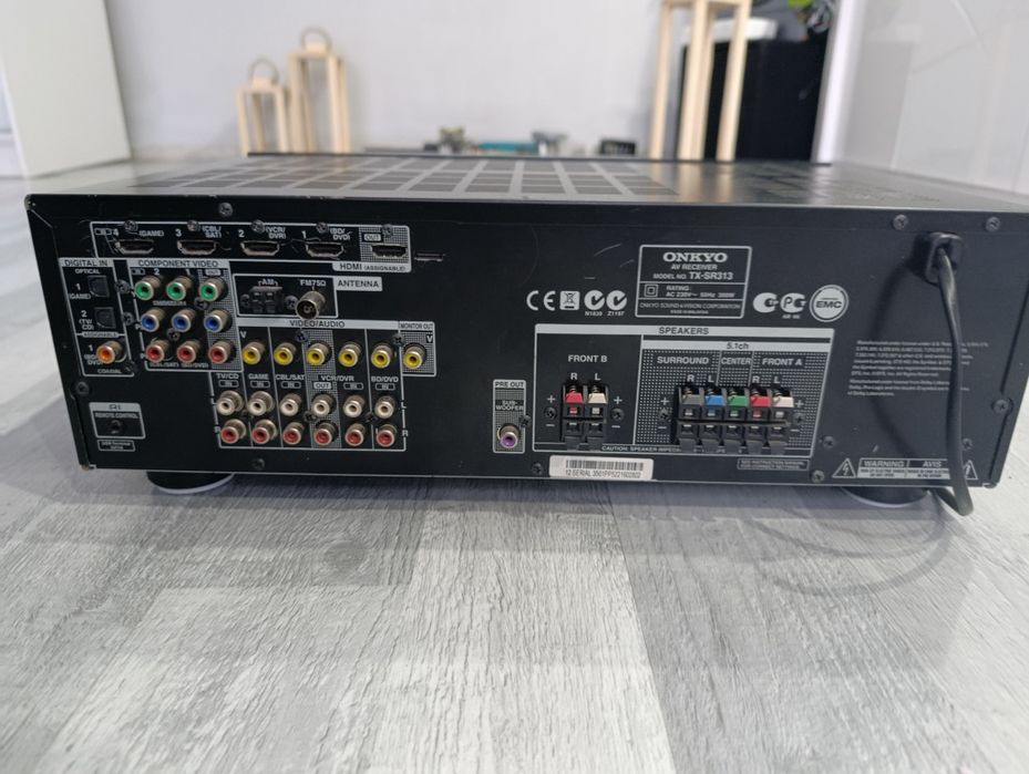 Sprzedam amplituner Onkyo + pilot