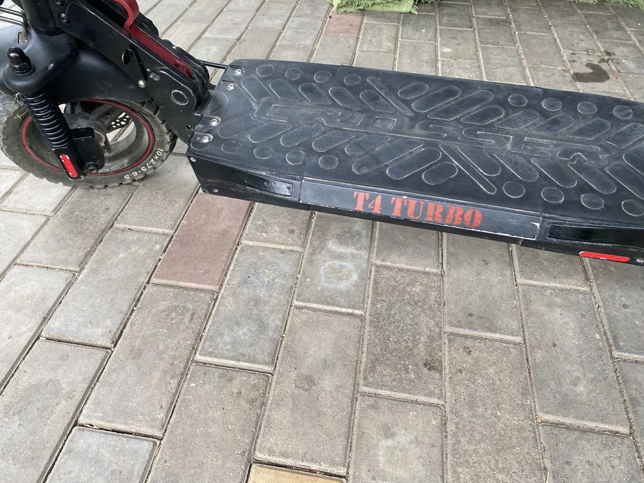 Продам електросамокати