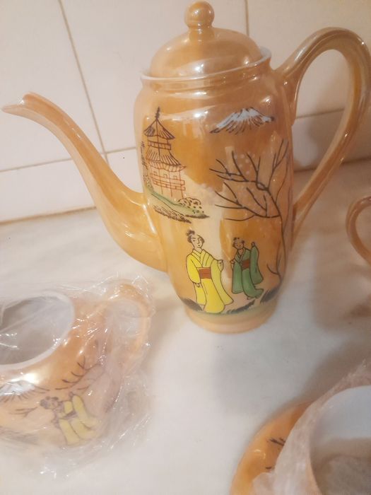 Conjunto de Peças Antigas em Porcelana de Conjunto de Café/Chá Japonês