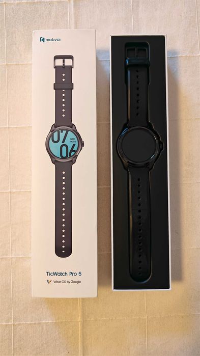 Smartwatch TicWatch Pro 5 - Obsidian Black