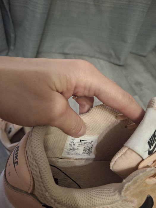 Кроссовки Nike оригінал