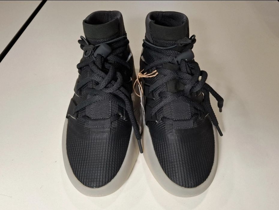 Ténis Adidas Fear of God