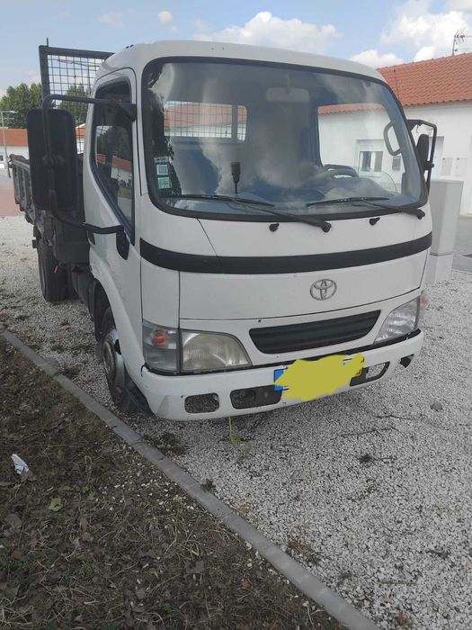 Toyota dyna basculante
