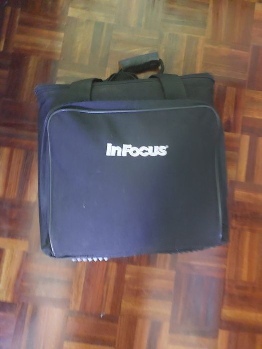 Infocus lp260 retroprojector