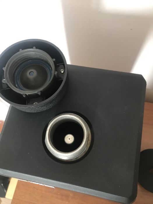 Електрична кавоварка на 6 порцій