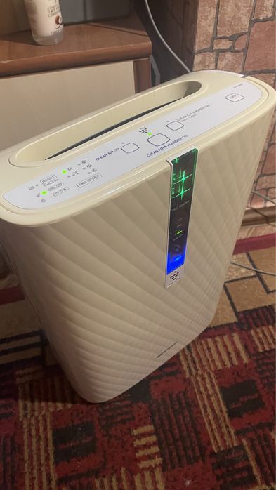 Очисник повітря Sharp KC-840E-W, воздухоочиститель