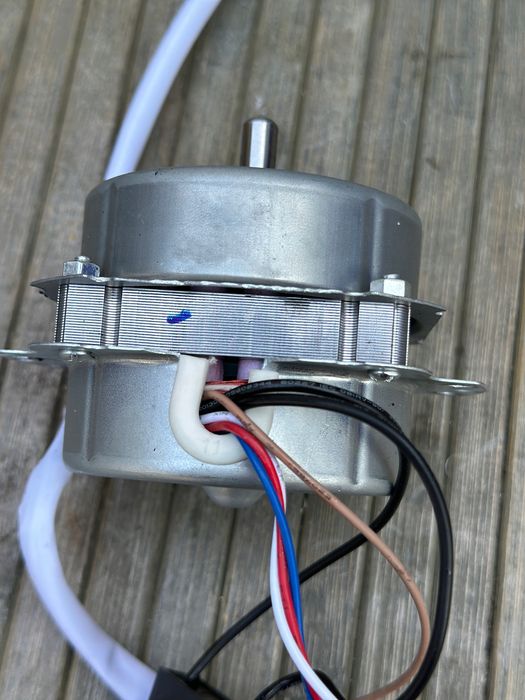 Silnik główny nawiewu Ardes ORACLE 5T1000