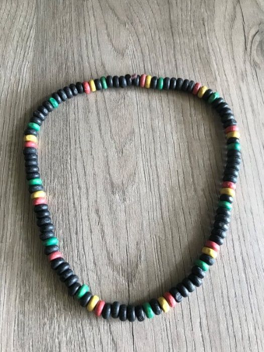 colar missangas novo