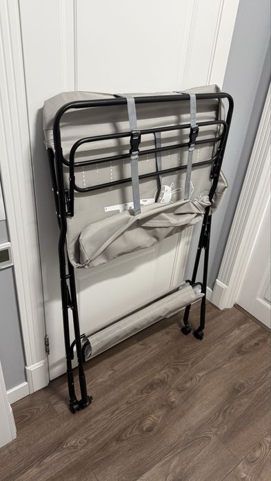 Складаний пеленальний столик UrbanKit (новий)