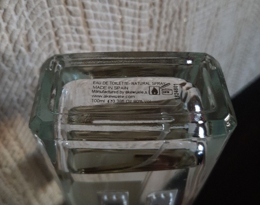 туалетна вода " Phyllis " від Pull&Bear