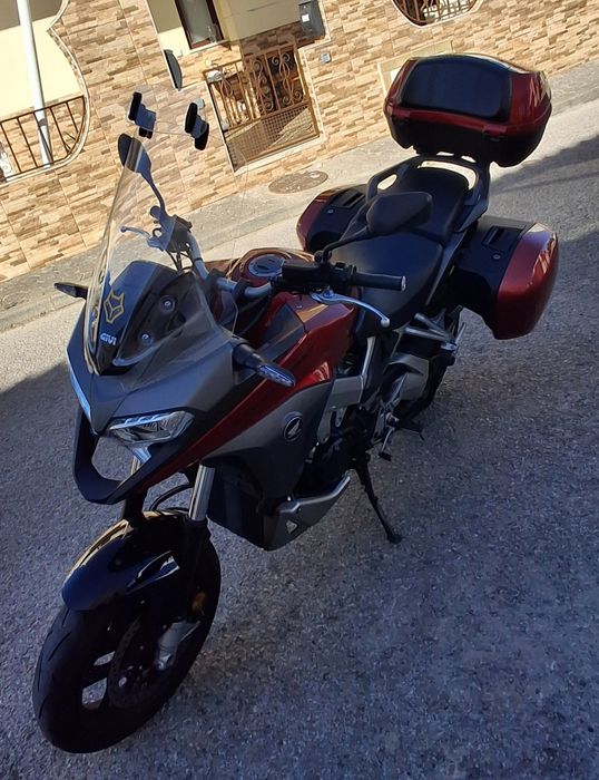 Honda VFR Crossrunner 800x
