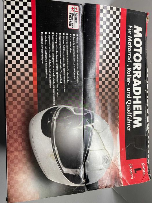 Capacete Cinzento de Mota