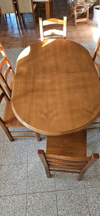 Mesa de Cozinha de Madeira