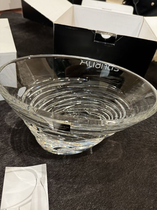 Saladeira Atlantis 23 cm