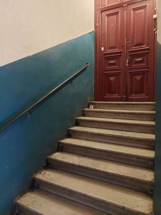 Комната в комун квартире (разделена на две студии) центр