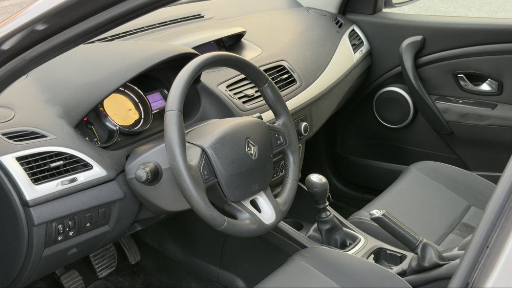 RENAULT MEGANE 1.5 DCi DIESEL NACIONAL 110 CV